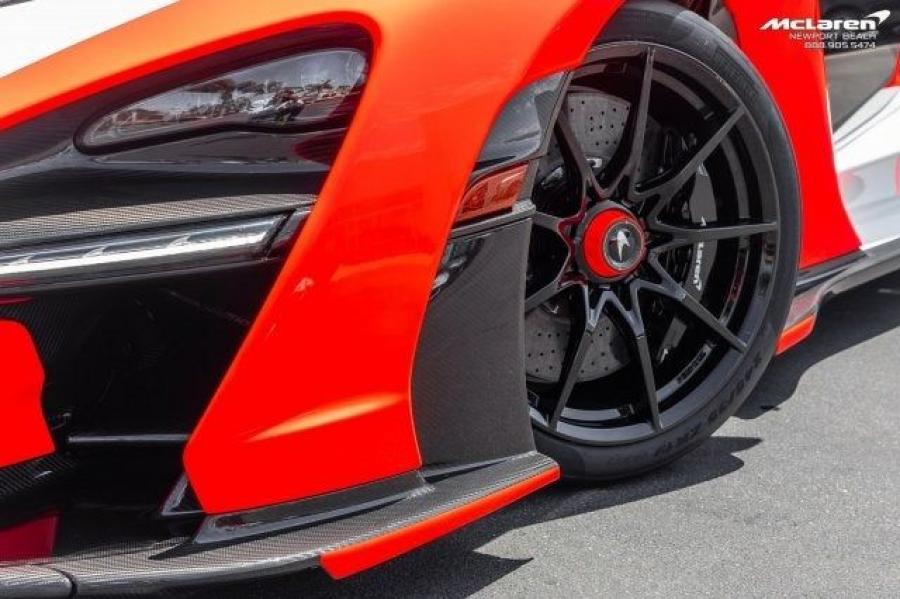 Детали экстерьера McLaren Senna (271 of 500) 2019 года  (фото 11 из 63)